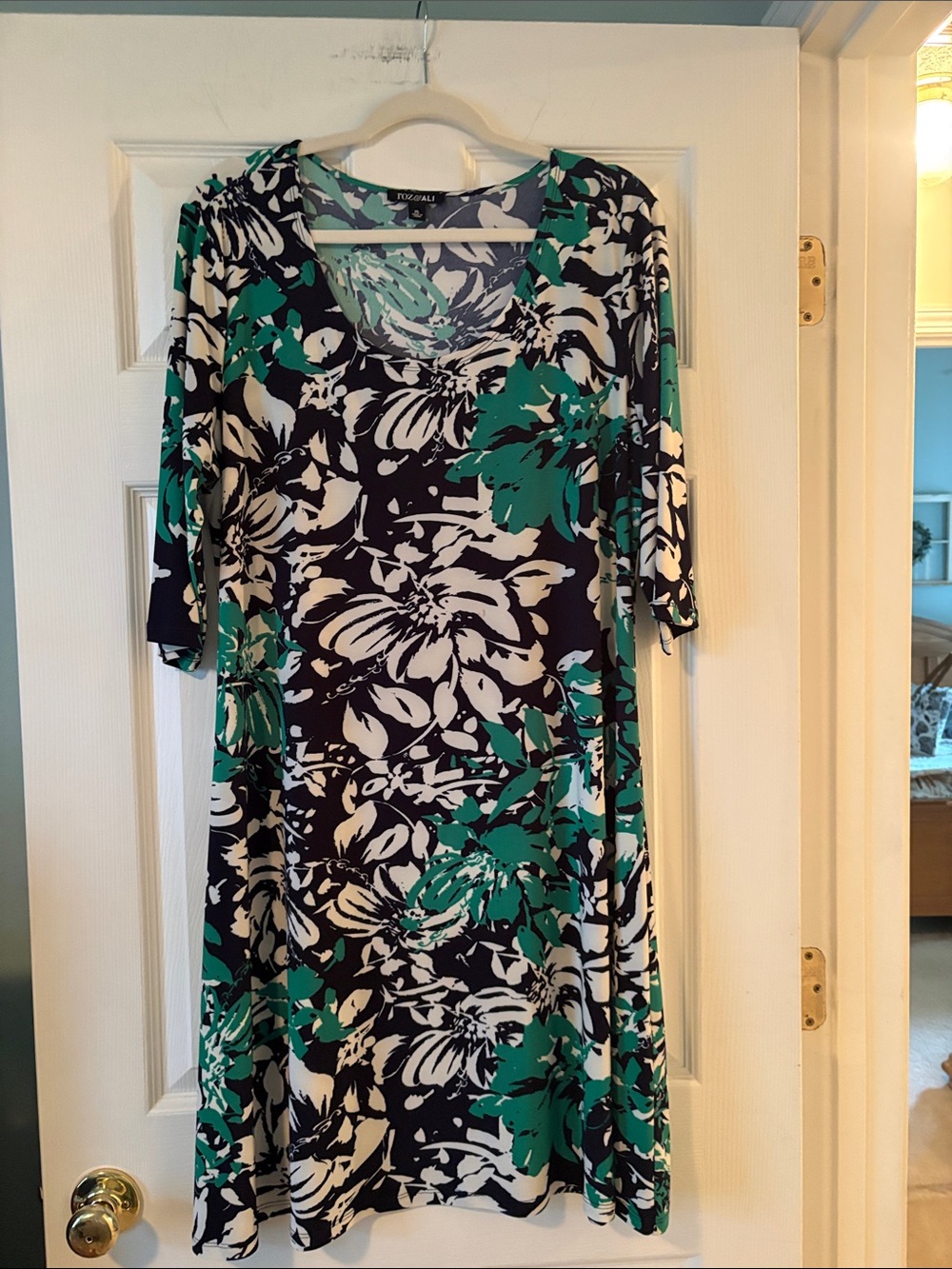 Roz & Ali Navy, White & Green Floral Knee-Length Dress